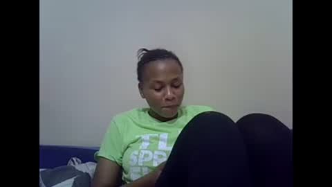 Snapshot of prettyqueenn1 chatting on February 2025 10:20:01 PM sharon online show from February 2025 10:20:01 PM