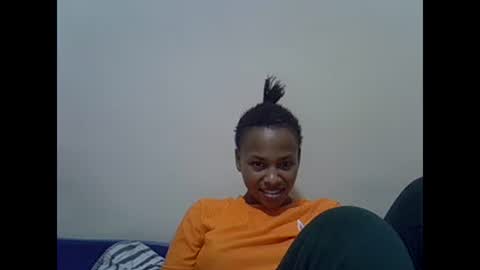 Snapshot of prettyqueenn1 chatting on February 2025 06:46:02 PM sharon online show from February 2025 06:46:02 PM