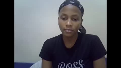 Snapshot of prettyqueenn1 chatting on February 2025 02:15:02 AM sharon online show from February 2025 02:15:02 AM