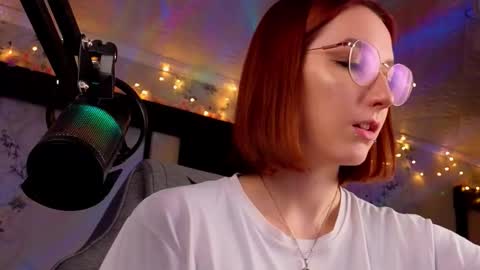 Mila -NONUDE MODEL online show from December 2025 07:58:01 AM