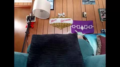 prettysolid7 online show from December 2025 07:52:02 PM