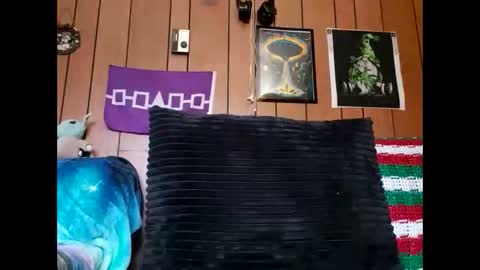 prettysolidd7 online show from December 2024 01:30:02 PM