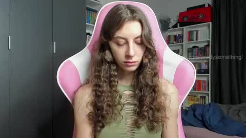 Sophie  next stream will be at Monday  i will wait you guys  online show from March 2026 06:17:01 AM