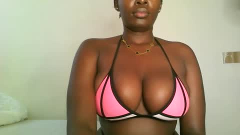 prettyvishy online show from March 2025 06:24:01 AM