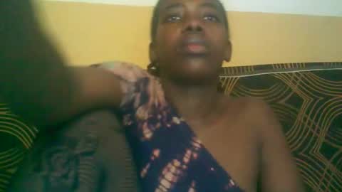 prettyzuzu online show from October 2025 06:39:02 AM