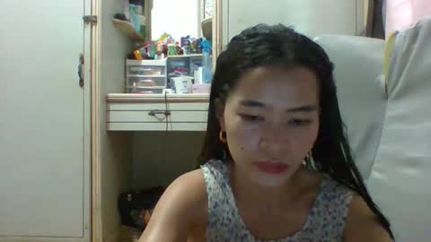 Snapshot of prety784828 chatting on May 2026 02:19:02 AM prety784828 online show from May 2026 02:19:02 AM