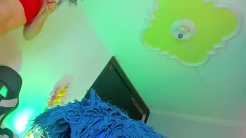 Snapshot of pretygirltsxxx chatting on April 2026 06:34:01 PM pretygirltsxxx online show from April 2026 06:34:01 PM