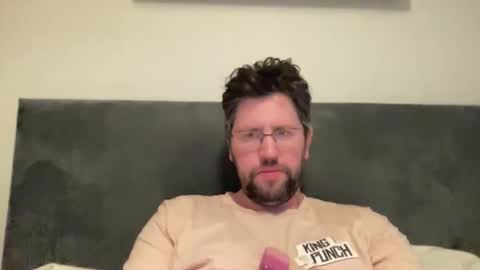 Snapshot of previewh chatting on April 2026 06:36:02 PM PreviewH online show from April 2026 06:36:02 PM