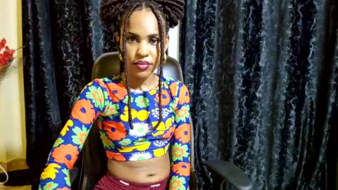 priceless_sexy online show from February 2025 11:36:02 PM