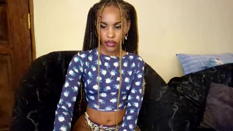 priceless_sexy online show from February 2026 09:46:02 AM