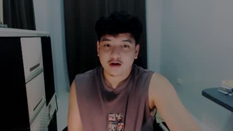 Snapshot of prince_killian chatting on February 2025 05:19:02 PM Killian online show from February 2025 05:19:02 PM