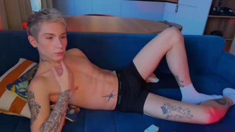 Snapshot of princes_beach chatting on April 2026 03:09:01 AM HUNTER LEO KEVIN online show from April 2026 03:09:01 AM