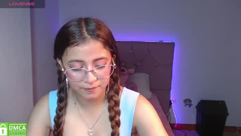 Snapshot of princess145gg chatting on April 2026 03:18:01 AM hanna online show from April 2026 03:18:01 AM