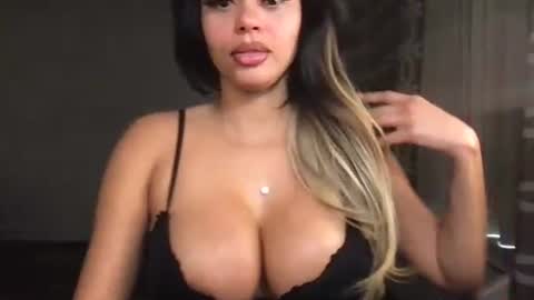 Snapshot of princess1tick chatting on November 2025 09:58:01 PM princess1tick online show from November 2025 09:58:01 PM