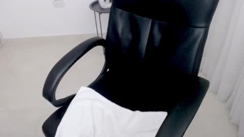 valery dollx online show from March 2026 11:54:02 PM