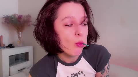 Snapshot of princess_euphoria chatting on February 2025 05:31:01 AM Kristina online show from February 2025 05:31:01 AM