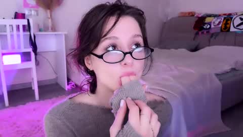 Snapshot of princess_euphoria chatting on September 2025 08:25:01 AM Kristina online show from September 2025 08:25:01 AM