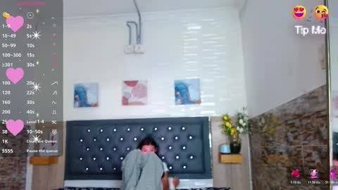 Princess Martinez online show from December 2025 04:34:01 PM