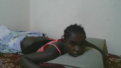 Snapshot of princess_scovia chatting on April 2026 06:03:01 AM princess_scovia online show from April 2026 06:03:01 AM