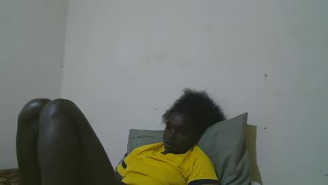 Snapshot of princess_scovia chatting on April 2026 07:19:01 AM princess_scovia online show from April 2026 07:19:01 AM