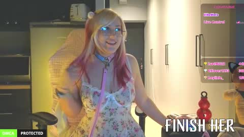 Snapshot of princess_sofiee chatting on March 2026 11:50:01 PM Yo Im Sofiee online show from March 2026 11:50:01 PM