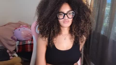 Amber online show from December 2024 08:36:01 PM