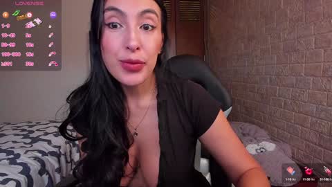 Cori online show from December 2024 02:08:02 PM