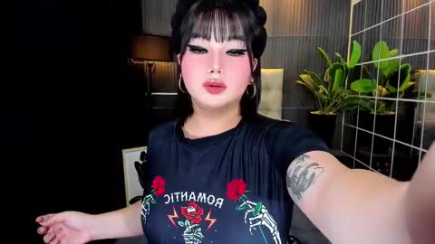Snapshot of princesshugecummer chatting on March 2025 05:17:02 PM Astrid Ley online show from March 2025 05:17:02 PM