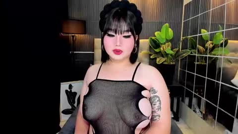 Snapshot of princesshugecummer chatting on March 2025 03:38:02 PM Astrid Ley online show from March 2025 03:38:02 PM