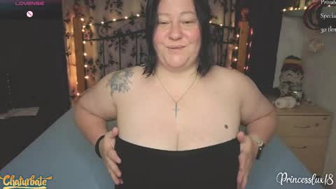 Snapshot of princesslux18 chatting on April 2026 07:58:01 PM Lux Alot Luxi online show from April 2026 07:58:01 PM