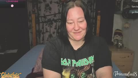 Snapshot of princesslux18 chatting on April 2026 08:36:02 PM Lux Alot Luxi online show from April 2026 08:36:02 PM