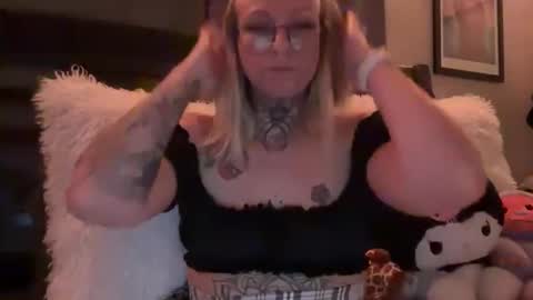 princessp94 online show from December 2025 02:38:01 AM