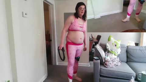 Snapshot of princessstarpuppybi chatting on March 2026 04:24:01 PM PuppyAshley online show from March 2026 04:24:01 PM