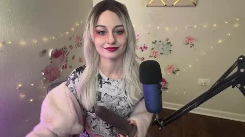 Snapshot of princessstarrxxx chatting on March 2026 08:30:01 PM Starr online show from March 2026 08:30:01 PM