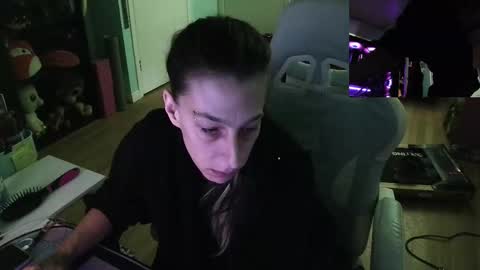 Snapshot of princesstyff chatting on September 2025 11:01:01 AM Tyff et Blast online show from September 2025 11:01:01 AM