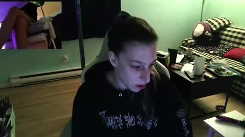 Snapshot of princesstyff chatting on September 2025 11:45:01 AM Tyff et Blast online show from September 2025 11:45:01 AM