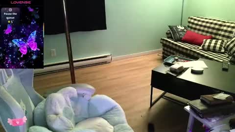 Snapshot of princesstyff chatting on September 2025 11:04:02 AM Tyff et Blast online show from September 2025 11:04:02 AM