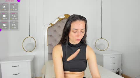 Marcela online show from April 2026 12:11:02 PM