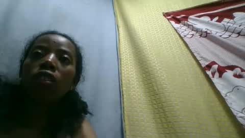 prisca880319 online show from April 2026 06:48:02 PM