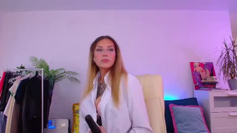 Snapshot of private_call chatting on July 2026 06:04:02 AM Nansy online show from July 2026 06:04:02 AM