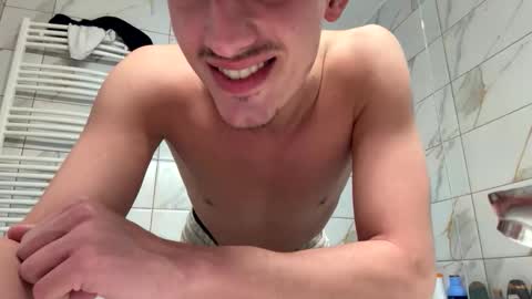 privenightz online show from March 2026 10:31:02 PM