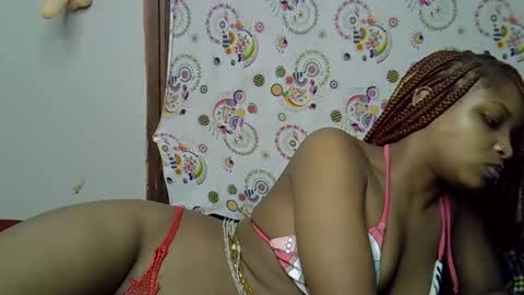 priya_queen online show from May 2026 07:00:01 PM