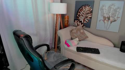 Priya Rose online show from July 2026 05:43:02 PM