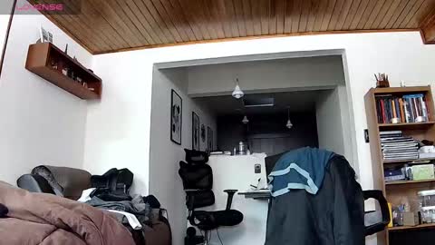 Probardetodo independent model online show from October 2025 11:08:02 AM