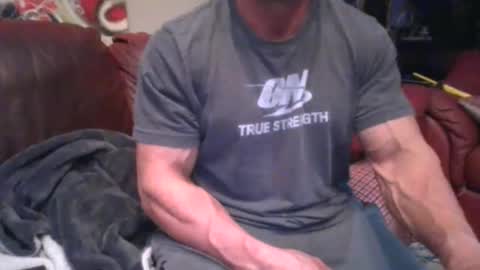 Snapshot of probody chatting on April 2026 09:04:02 PM MUSCLEGOD online show from April 2026 09:04:02 PM