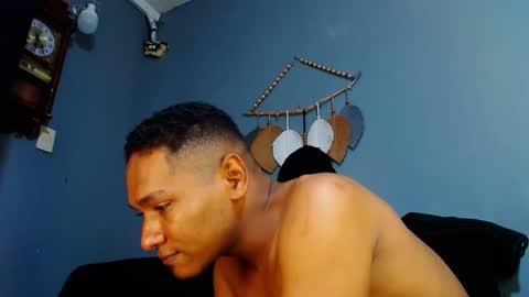 Grande y Gruesa online show from February 2025 02:23:01 PM