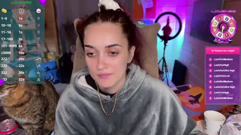 Snapshot of ps4pro chatting on December 2024 01:28:02 AM Queen of Pain online show from December 2024 01:28:02 AM