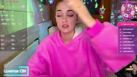 Snapshot of ps4pro chatting on February 2025 11:49:01 AM Queen of Pain online show from February 2025 11:49:01 AM