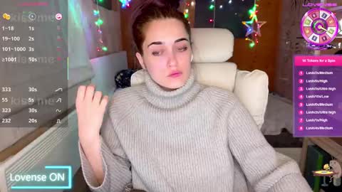 Snapshot of ps4pro chatting on February 2025 09:25:02 PM Queen of Pain online show from February 2025 09:25:02 PM