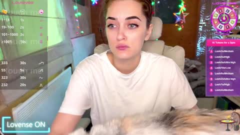 Snapshot of ps4pro chatting on February 2025 11:31:02 AM Queen of Pain online show from February 2025 11:31:02 AM